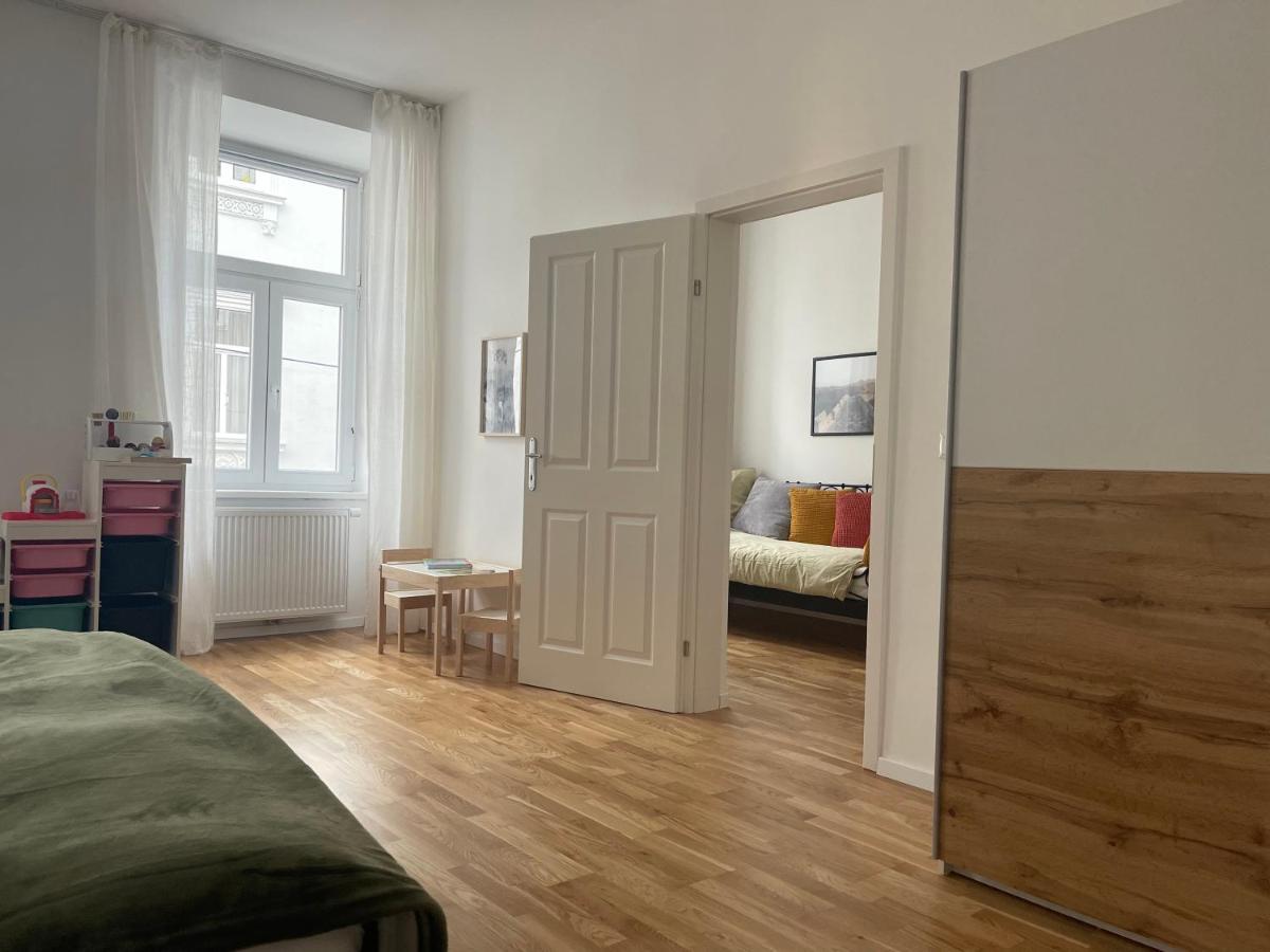 Big Apartment Vienna Esterno foto