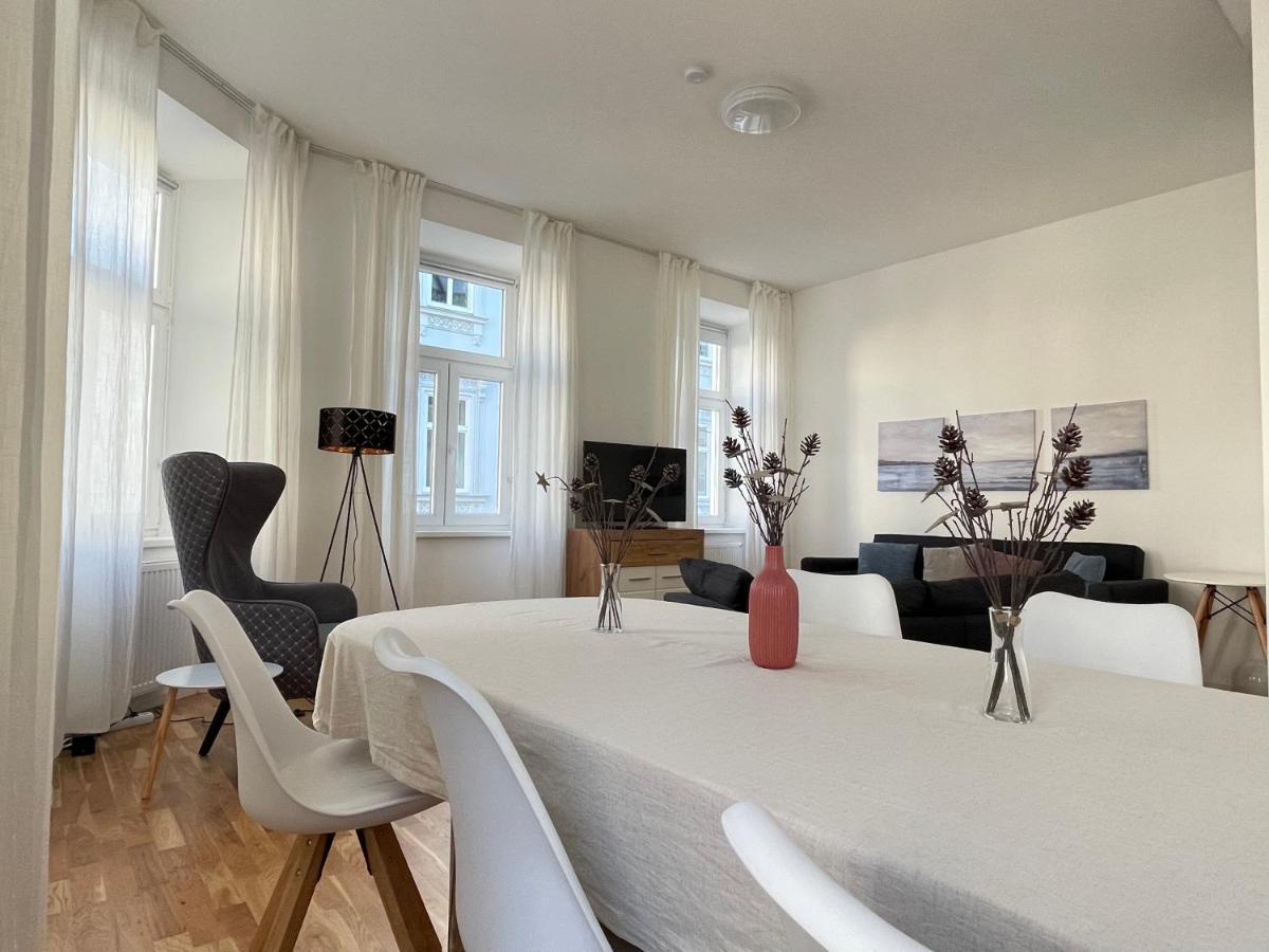 Big Apartment Vienna Esterno foto